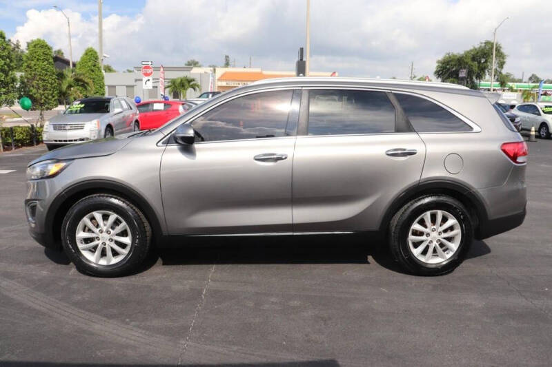 2016 Kia Sorento LX V6
