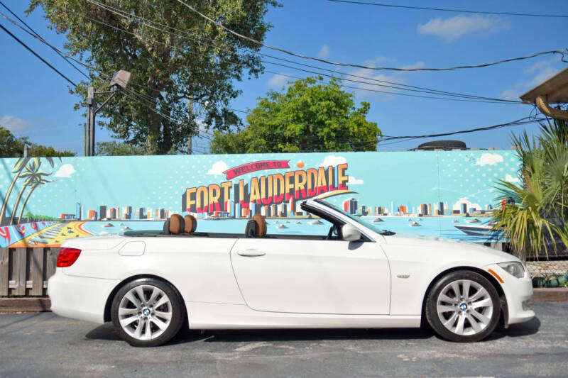 2012 BMW 3 Series 328i