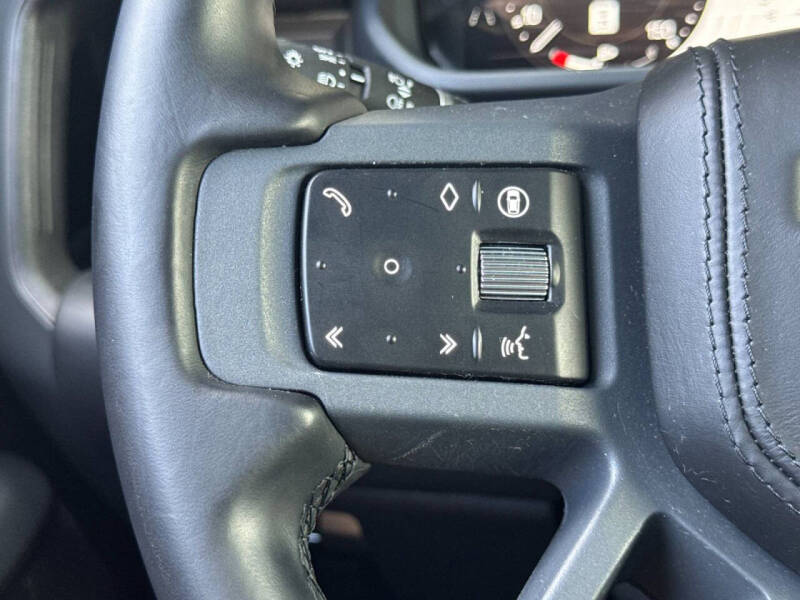 2024 Land Rover Defender 110 P400 X