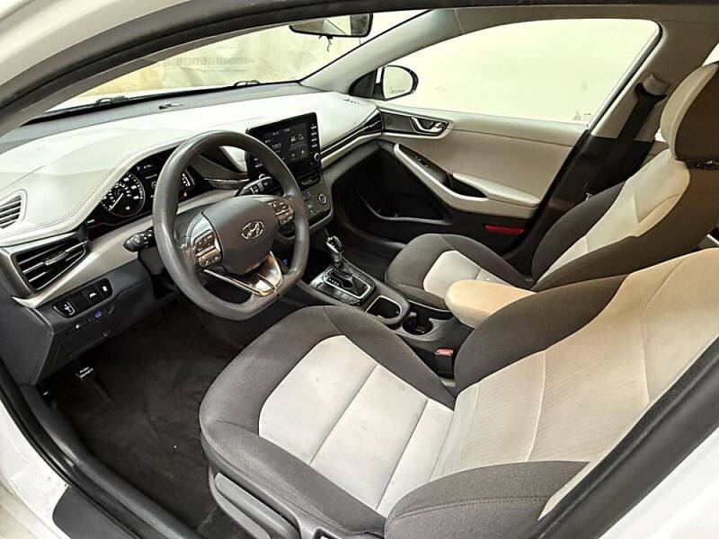 2020 Hyundai Ioniq Hybrid Blue