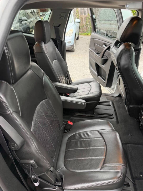 2015 Chevrolet Traverse LTZ