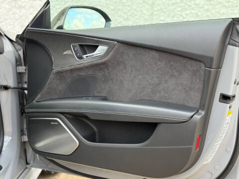 2018 Audi RS 7 4.0T quattro performance