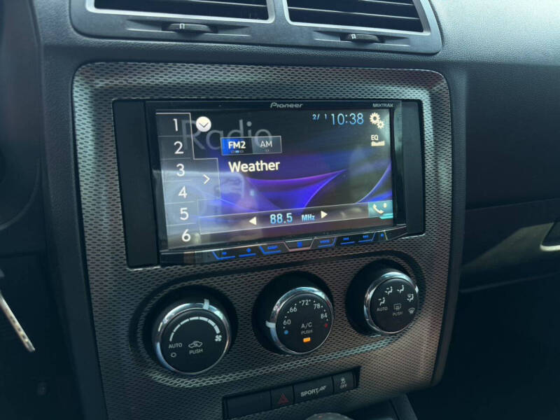 2012 Dodge Challenger R/T Plus