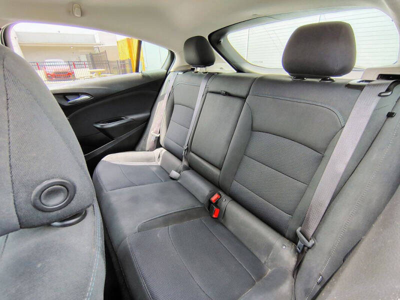 2017 Chevrolet Cruze LT Auto