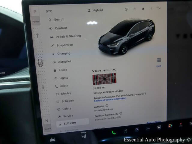 2023 Tesla Model X Plaid