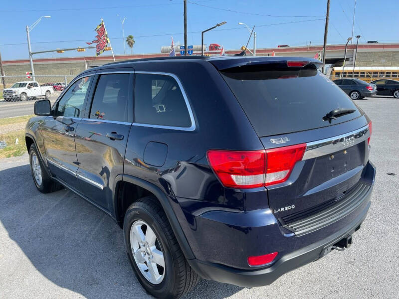 2012 Jeep Grand Cherokee Laredo