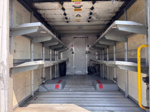 2014 Isuzu UTILIMASTER VAN