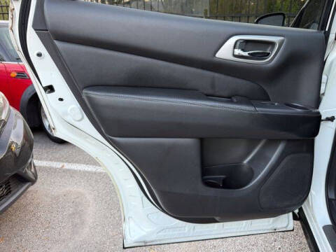 2013 Nissan Pathfinder Platinum