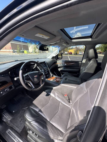 2020 Cadillac Escalade ESV Luxury