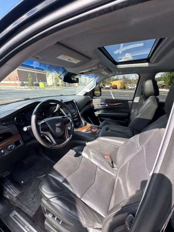 2020 Cadillac Escalade ESV Luxury