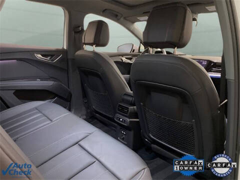 2024 Audi Q4 e-tron quattro Premium Plus 50