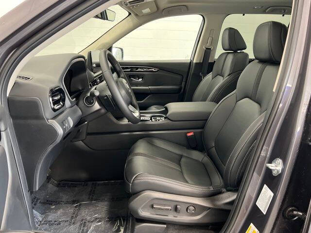 2025 Honda Pilot Touring