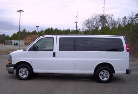 2017 Chevrolet Express LT 2500