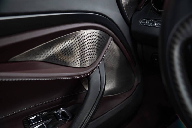 2018 McLaren 720S Luxury