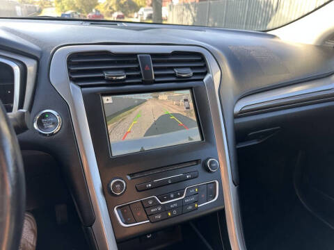 2017 Ford Fusion Hybrid SE