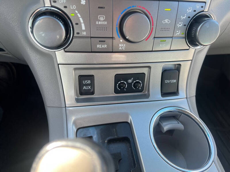 2011 Toyota Highlander