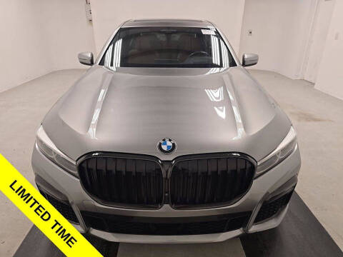 2022 BMW 7 Series 740i