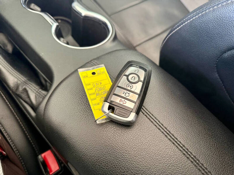 2017 Ford Mustang EcoBoost Premium