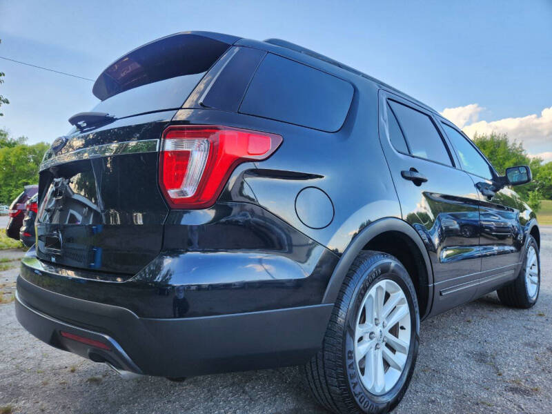 2016 Ford Explorer