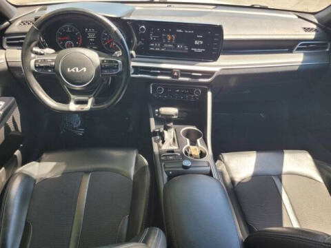 2022 Kia K5