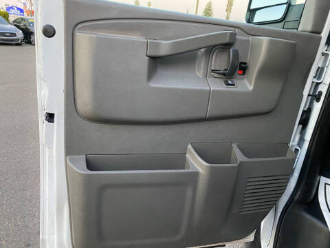 2016 Chevrolet Express 2500