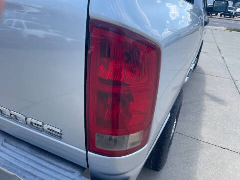 2005 Dodge Ram 2500 SLT