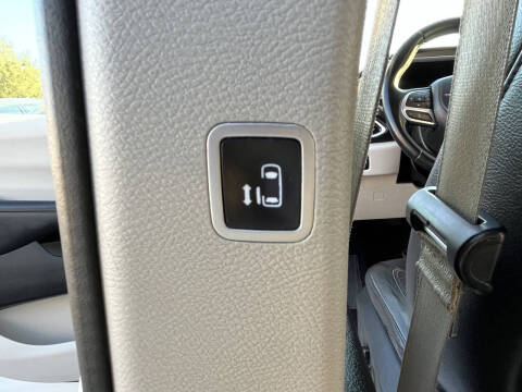 2017 Chrysler Pacifica Touring Plus