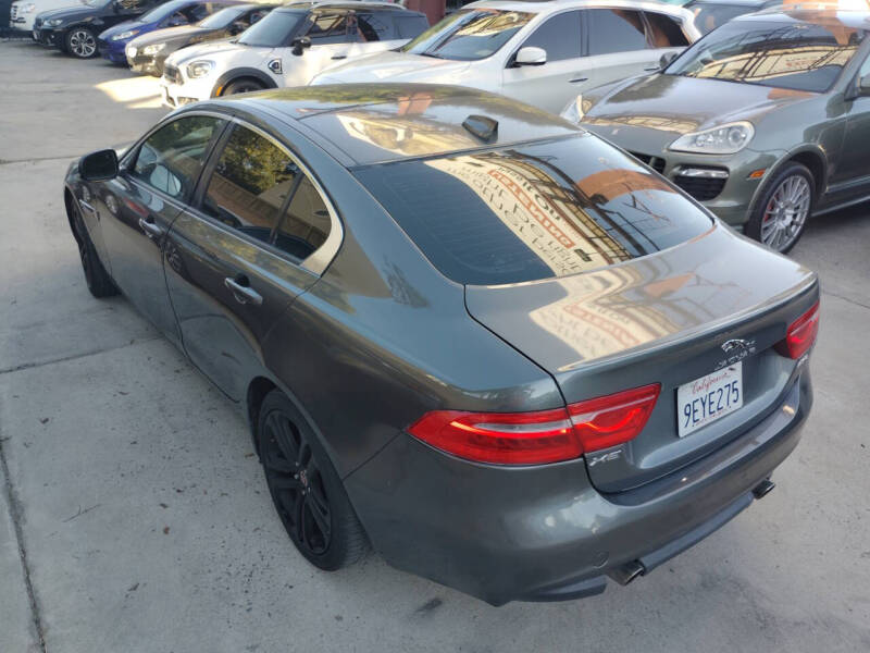 2017 Jaguar XE 35t Premium