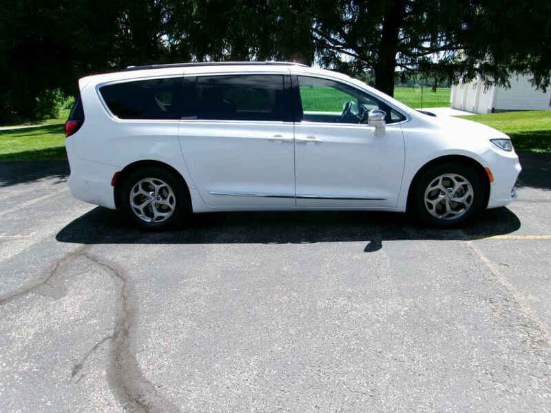 2022 Chrysler Pacifica Limited