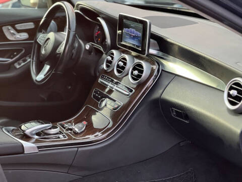 2015 Mercedes-Benz C-Class C 300