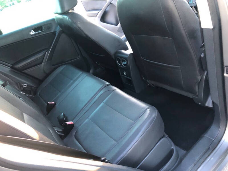 2010 Volkswagen Tiguan S