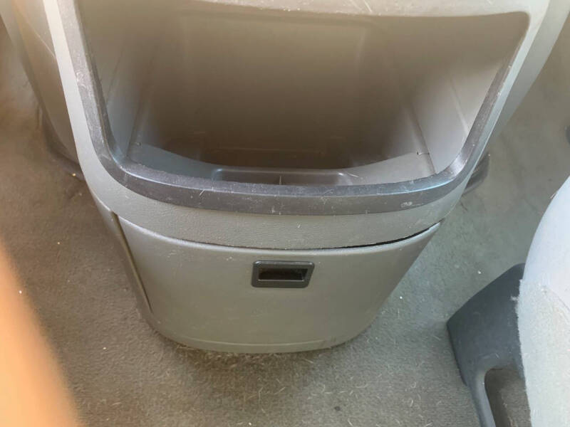 2005 Ford E-Series E-350 SD XLT