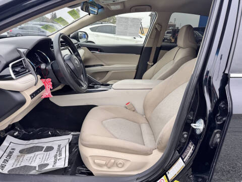 2018 Toyota Camry LE