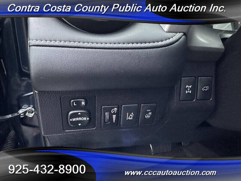 2017 Toyota RAV4 Platinum