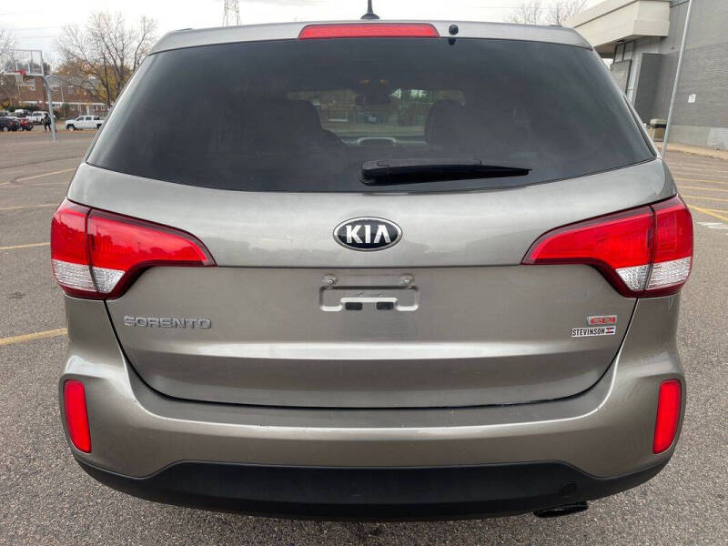 2015 Kia Sorento LX