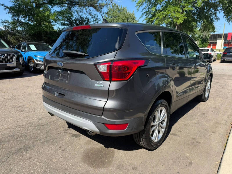 2019 Ford Escape SE