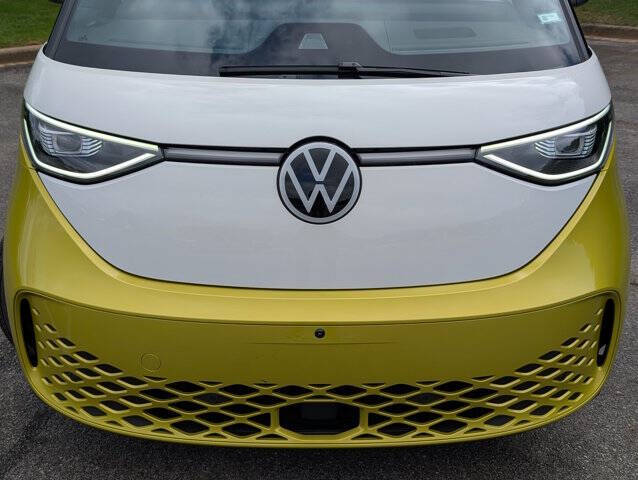 2025 Volkswagen ID. Buzz Pro S Plus