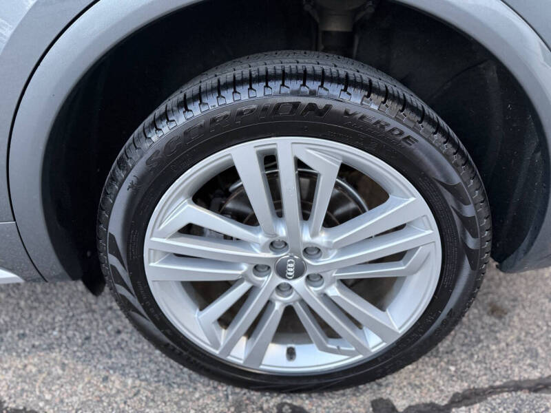 2018 Audi Q5 2.0T quattro Premium Plus