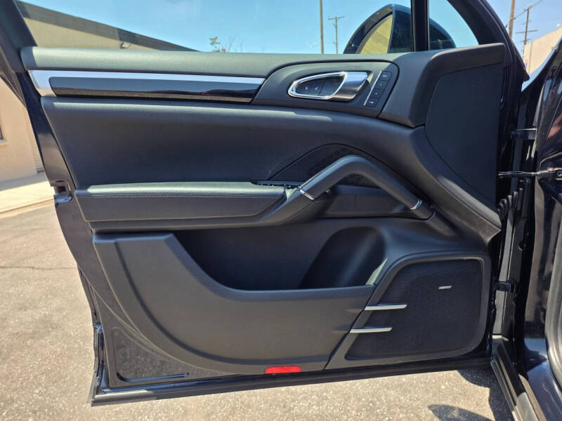 2016 Porsche Cayenne S