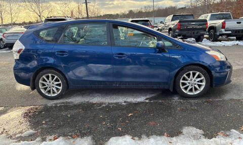 2012 Toyota Prius v Three