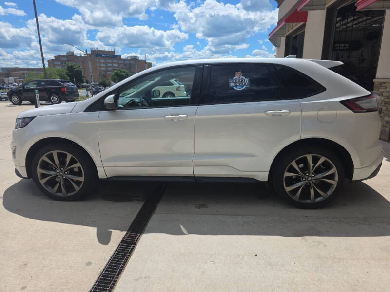 2016 Ford Edge Sport