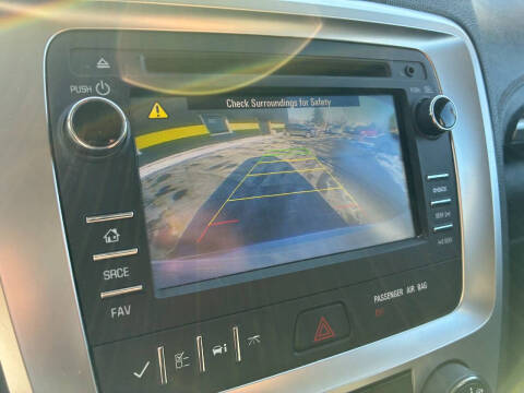 2016 GMC Acadia SLE-2