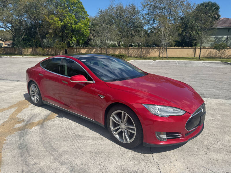 2014 Tesla Model S S photo 7