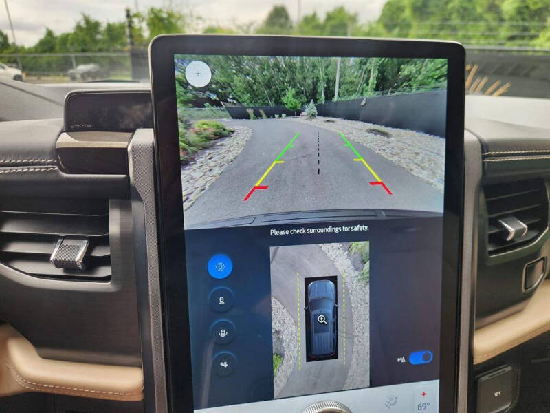 2024 Ford Expedition Platinum