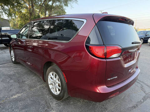 2017 Chrysler Pacifica Touring