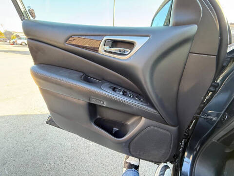 2014 Nissan Pathfinder SL