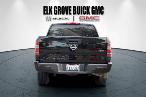 2023 Nissan Frontier SV