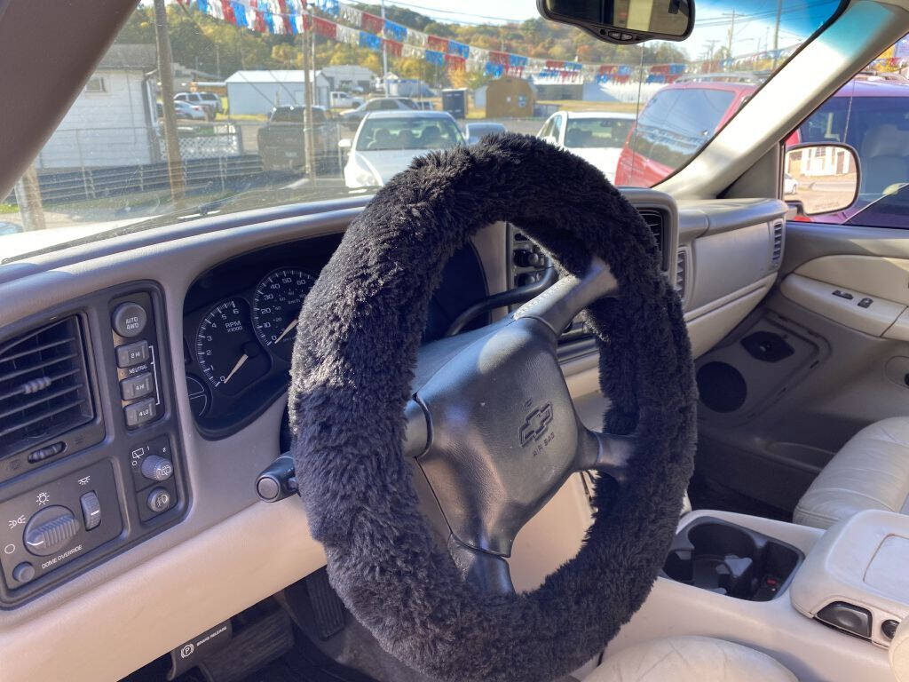 2002 Chevrolet Tahoe for sale at Main Street Auto Sales in Zanesville, OH