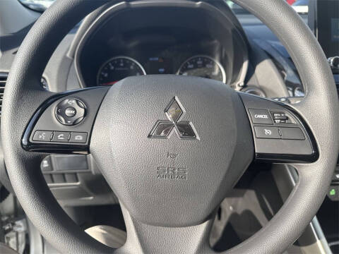 2025 Mitsubishi Eclipse Cross LE