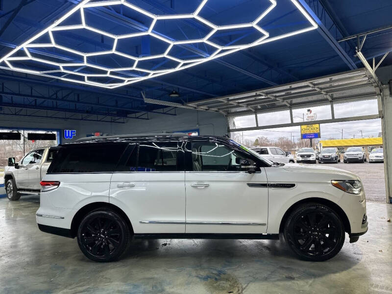 2024 Lincoln Navigator Black Label